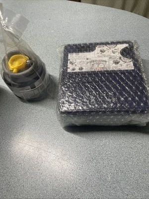 Nuevo kit de bomba de aire de movilidad de neumáticos inflador sellador para modelos Hyundai Kia Foto 1 de 3