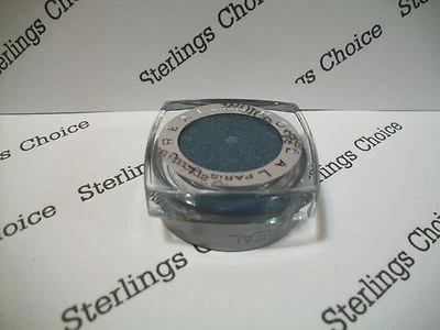 Loreal 24hr Infallible Eyeshadow #760 Timeless Blue Spark - Image 1 of 4