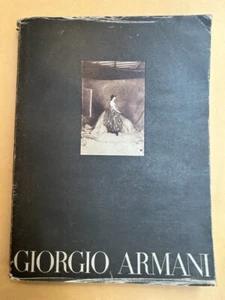 DEL BUONO Oreste, Giorgio Armani. Collezione autunno inverno 1989 - 90 - Bild 1 von 4