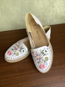 Cucos Mexican Embroidered Women’s Slip Ons Pink Floral Size 9 - Picture 1 of 8