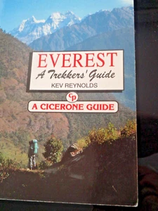 Hillwalking Walking Mountaineering Outdoor Book EVEREST A Trekkers Guide - Picture 1 of 6