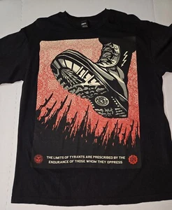 Selten! OBEY Boot of the Tyrant T-Shirt - Bild 1 von 4