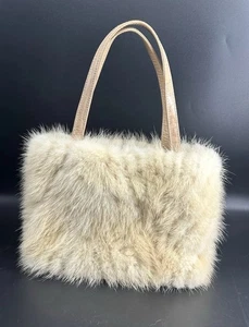 Borsa a mano Paola in pelle e visone Made in Italy doppio manico in coccodrillo - Foto 1 di 11