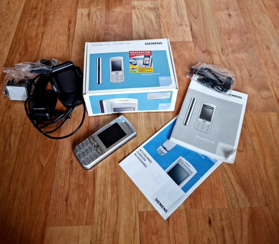 Siemens C75 in silbergrau mit Jentro activepilot SC-GPS-1 in OVP - Bild 1 von 1