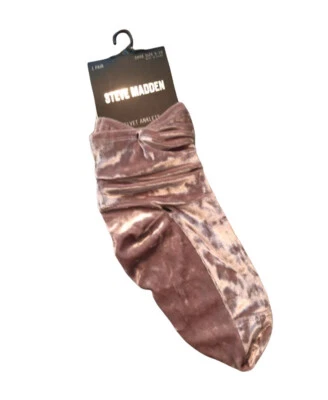  NUEVO Zapato Steve Madden Para Mujer Talla 5-10 Terciopelo Rosa Suave Tobilleras Calcetines Un Par Foto 1 de 4