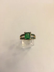 Green Emerald gold Rhodium Plated RECTANGLE STONE Ring SIZE 9.25-R5183 - Picture 1 of 4