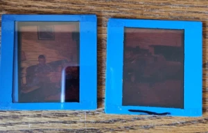 2 Vintage Glasdias Familie von Old Car & Mann mit Hund 2 3/4" eckig - Bild 1 von 4