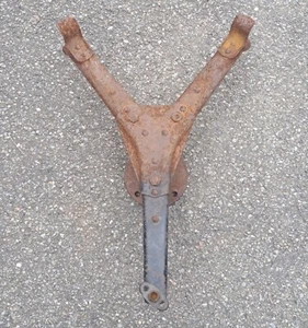 1926 1927 Ford Model T Spare Tire Mount Carrier Y Bracket Coupe Roadster Sedan - Picture 1 of 7