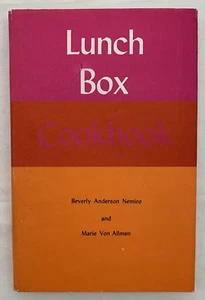 Lunch Box Cookbook 1965 Signed By Beverly A Nemiro & Marie Von Allmen Vintage - Bild 1 von 11