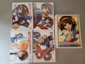 The Melancholy of Haruhi Suzumiya - Complete Collection (DVD, 2010, 4-Disc Set) - Bild 1 von 4