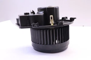 Soffiatore abitacolo originale MERCEDES-BENZ A2038202514 merce di serie B - Foto 1 di 2