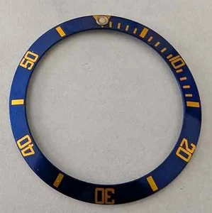 ROLEX SUBMARINER 16613 BLUE BEZEL INSERT POOR CONDITION FOR PARTS OR REPAIRS - Picture 1 of 3