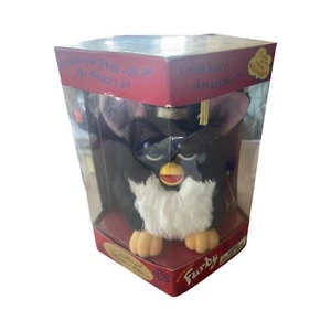 Electronic Furby Graduation 1999 Special Limited Edition New SEALED 70-886 - Picture 1 of 6