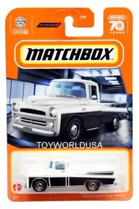 2023 Matchbox #14 MBX Showroom Dodge Sweptside Pickup bianco/nero - Foto 1 di 1
