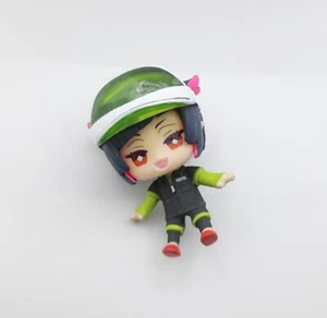 Disney Twisted Wonderland Lilia Vanrouge 1.5" mini figura de hugcot juguete gacha - Imagen 1 de 3