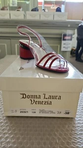SCARPE IN PELLE DI COLORE ROSSO - Foto 1 di 4