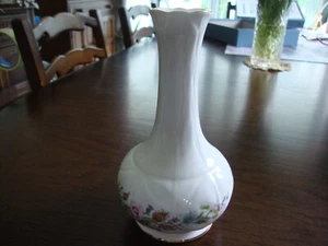 AYNSLEY PORZELLAN KERAMIK "WILD TUDOR" VASE - 7 Zoll - PERFEKT - OHNE BOX - Bild 1 von 3