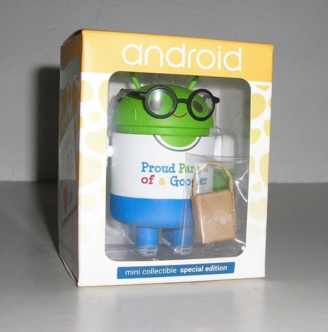 Google Android Andrew Bell Special Edition PROUD PARENT Mini Collectible Figure Cover