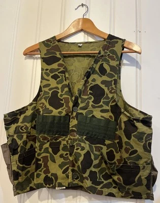 Cool Vintage 1980s Style Camouflage Bird Hunting Vest XL Hong Kong 100% Nylon - Image 1 of 4