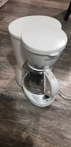 black and decker Coffee Maker - Picture 1 of 3