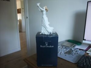 Superb Royal Doulton Figurine Thinking Of You H N 3124 1991