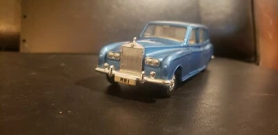 Vintage Dinky Toys 152 Rolls Royce Phantom V Limousine made in England 1/43 - Image 1 of 3