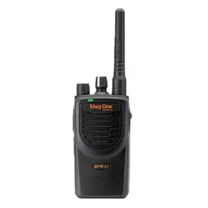 BPR40 Mag One par Motorola VHF150-174 MHz 8 canaux 5 watts numéro de modèle AAH84... - Photo 1/3