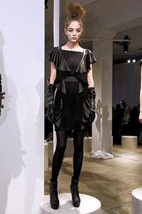 Neu Runway CATHERINE MALANDRINO Kleid Leder Seide schwarz 40 - Bild 1 von 8