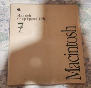 Mac/Apple OS 7 3.5" floppy disk in original binder sleeve 944-0399-A - Picture 1 of 3