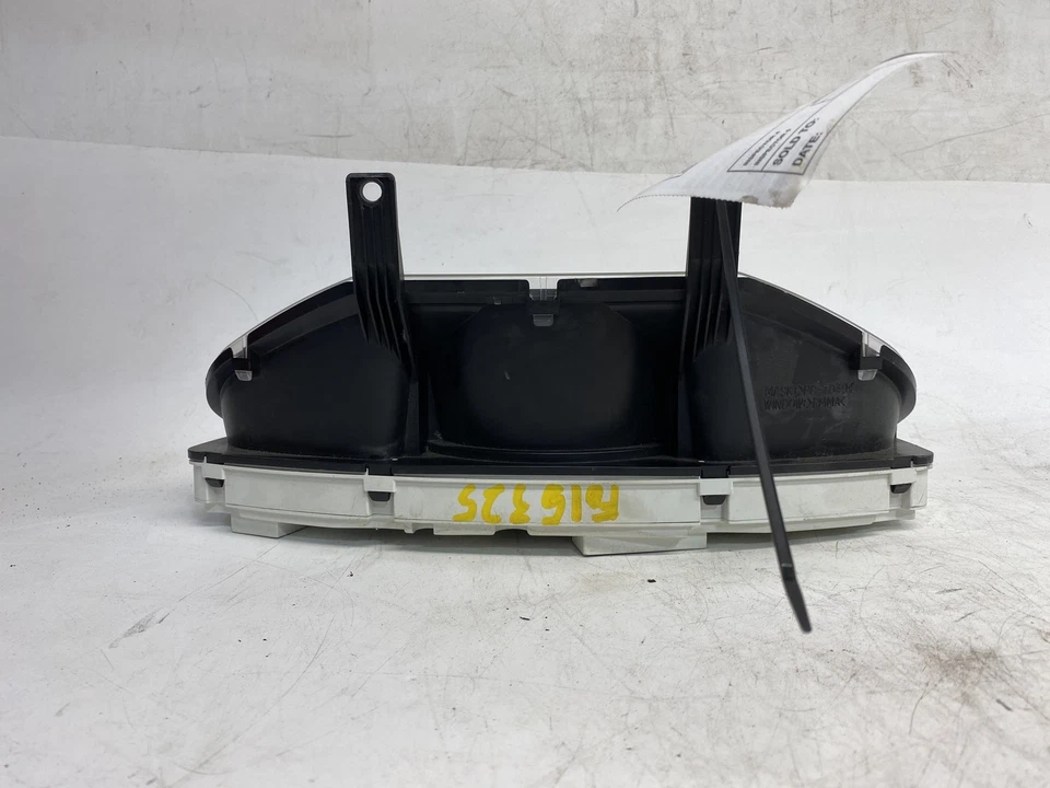 Medidor de velocímetro usado se adapta a: Kia Sportage Cluster 2007 mercado de EE. UU. 2,7 L 6 cilindros Foto 1 de 4