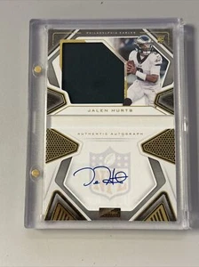 2020 Panini Playbook Jalen Hurts Booklet Relic Auto /99 - Picture 1 of 2