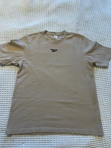 Vintage 2000s Reebok  Baseball Style Embroidered TShirt Streetwear - Picture 1 of 6