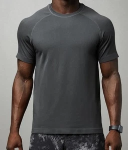 Fabletics The Training Day Tee Mens Size XXL Onyx T-Shirt NWT - Picture 1 of 2