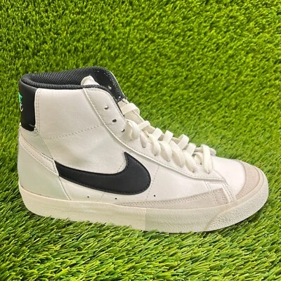 Nike Blazer Mid '77 SE Boys Size 5.5Y White Gray Athletic Walking Shoes Sneakers - Image 1 of 4