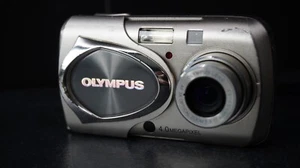 Olympus U mju: 410 4.0MP Digital Camera - Silver - Picture 1 of 9
