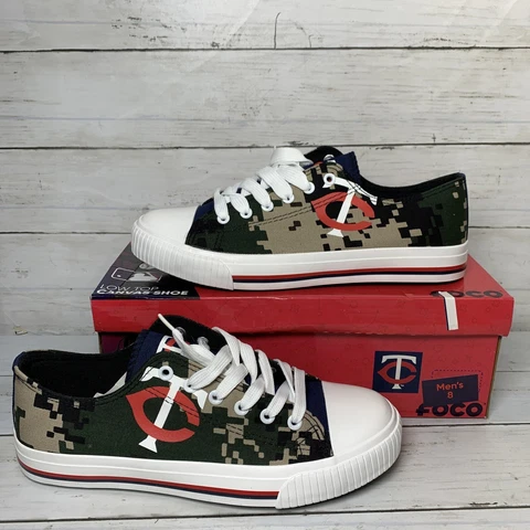 Minnesota Twins Shoes Baseball Low Top CaNvas Shoes Digital Camo Men’s 8 MLB Cover