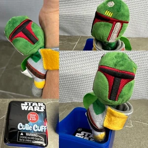 🔥 Star Wars Cutie Cuff - BOBA FETT Snap, Hug, & Go Wristband Slapper Plush Toy - Picture 1 of 9