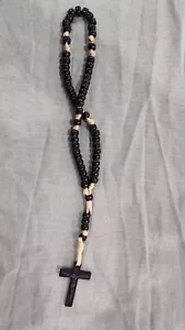 Rosario Paracord Nero Perline 2" Crocifisso Nero Militare Guerriero Ranger Fatto a Mano - Foto 1 di 1