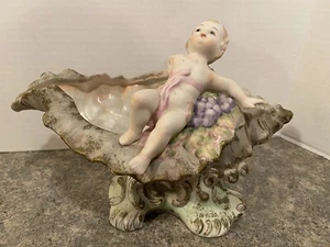 Vintage Lefton 959 China Figurine Seashell Conch Shell w/Child Hand Painted READ - Picture 1 of 11