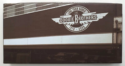 THE DOOBIE BROTHERS 1970-2000, Long Train Runnin', 4 CD Box Set mit Booklet, NEU - Bild 1 von 3