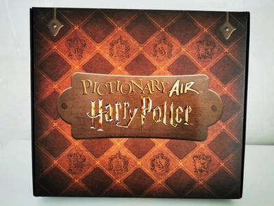 Mattel Pictionary Air Harry Potter Familienspiel Zauberstab Ron Hermine Snape - Bild 1 von 4