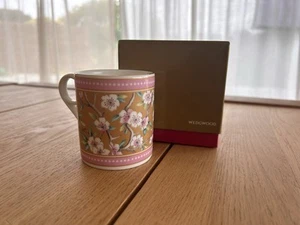 Wedgwood China Archive May Flowers design small mug Pinks White - Picture 1 of 13