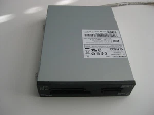 TEAC CA-200 Internal 3.5 USB Internal Flash SM XD MS CF Card Reader -USB Header - Picture 1 of 3