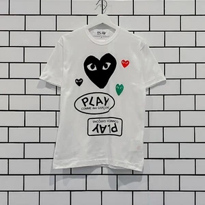 CAMISETA COMME DES GARCONS CDG PLAY NEGRA CON LOGO MULTI CORAZÓN AZ-T282-051-1 - Imagen 1 de 1
