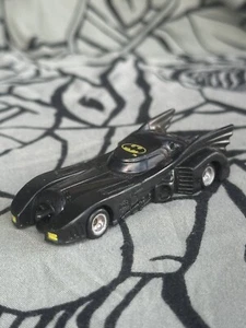 1989 DC Comics - Batmobile - Car Toy Vintage Plastic Batman Michael Keaton - Picture 1 of 6