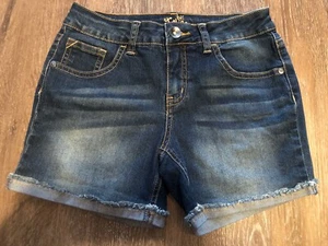 JUSTICE DENIM CUFFED BLUE JEAN SHORTS~GIRLS SIZE 10 1/2 - Picture 1 of 7