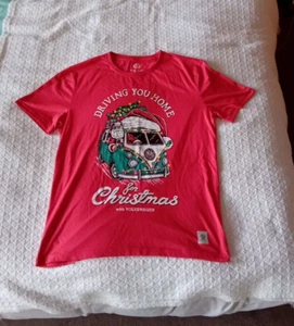 Volkswagen VW Camper Driving You Home For Christmas T-shirt Size L BNWT - Picture 1 of 9