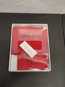 Calvin Klein Damen 2 tlg Set rot Schal und Handschuh - Bild 1 von 3