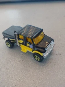 Matchbox MB687 2005 Black Yellow International CXT Algae ALT Fuel 1:64 Scale - Picture 1 of 6