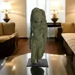 Vintage Lady Statue - Picture 1 of 1
